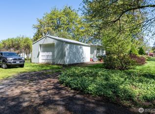 806 10th St, Vader, WA 98593