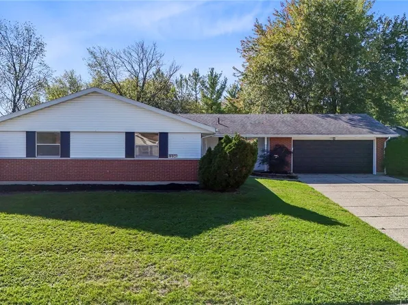 1296 Horizon Dr, Fairborn, OH 45324