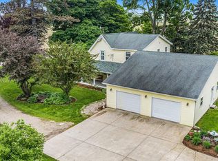 3983 Chickering Rd, Belding, MI 48809