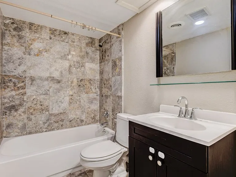 5315 Fleetwood Oaks Ave #260 — Photo 15