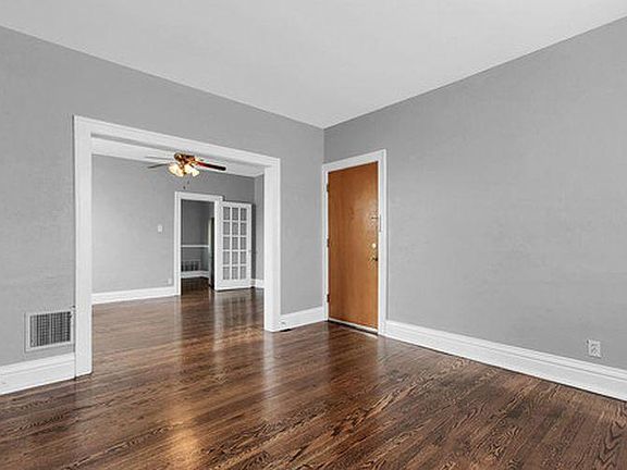 2nd image of 4116 Wyoming St APT 1E