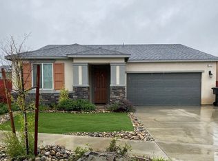 637 S Summit St, Visalia, CA 93292