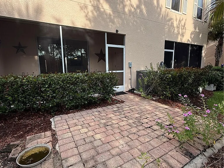 10020 Via Colomba Cir — Photo 19