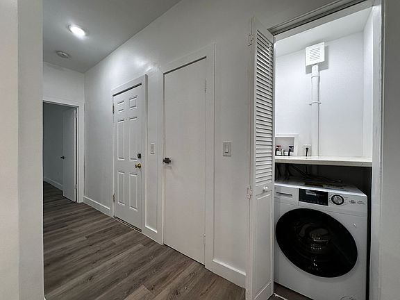 4th image of 71 Lexington Ave APT 7
