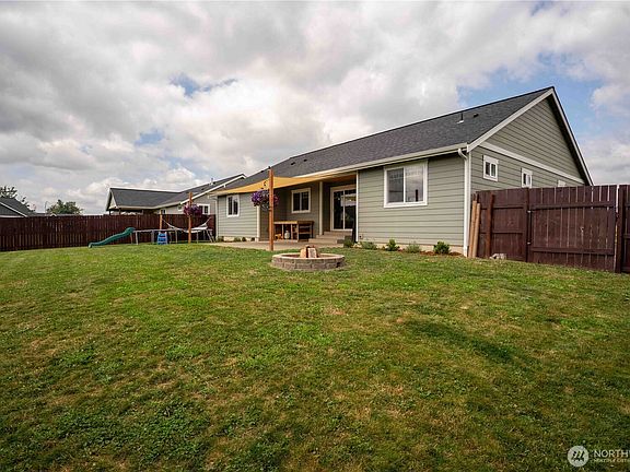 5th image of 413 Cornerstone Drive