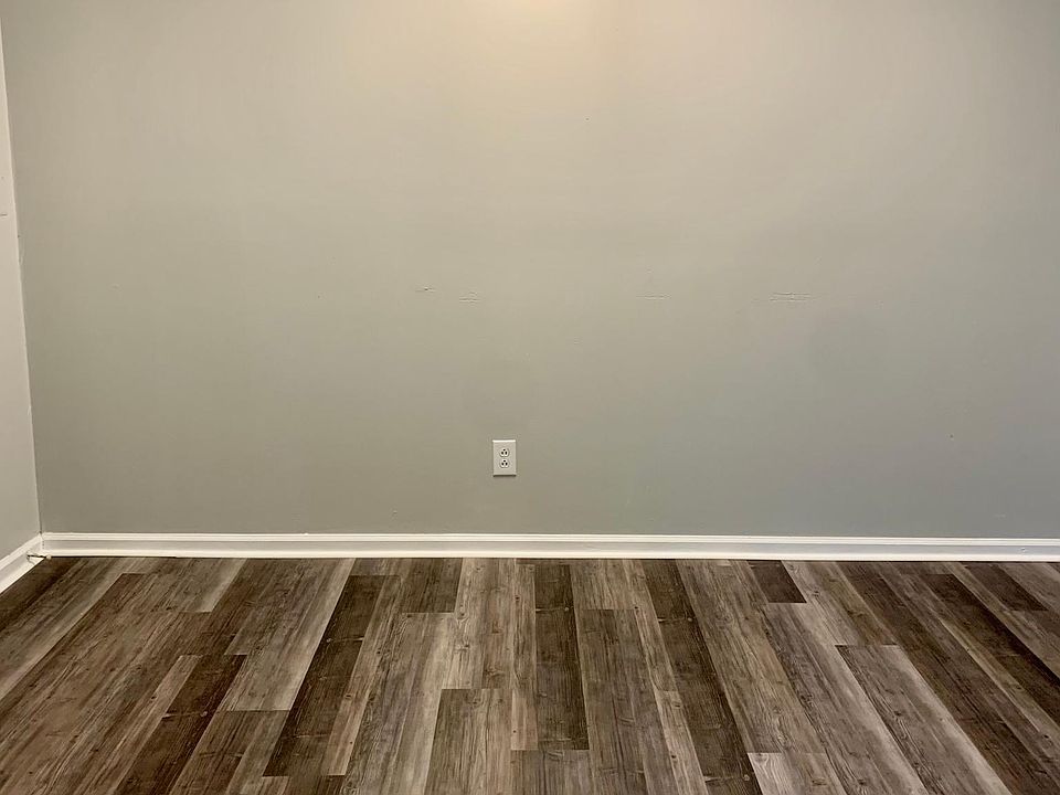 1st image of 442 Harrodsburg Ln #442