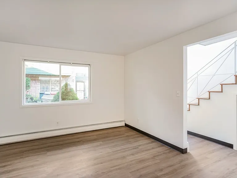 7640 SE Yamhill St #7 — Photo 6