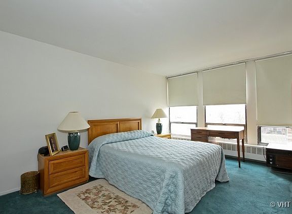 5th image of 1400 E 55th Pl APT 606S