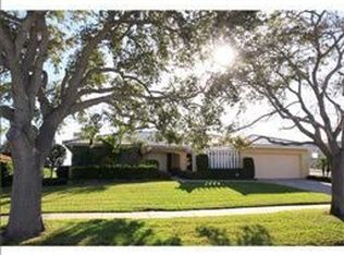 819 Island Way, Clearwater, FL 33767