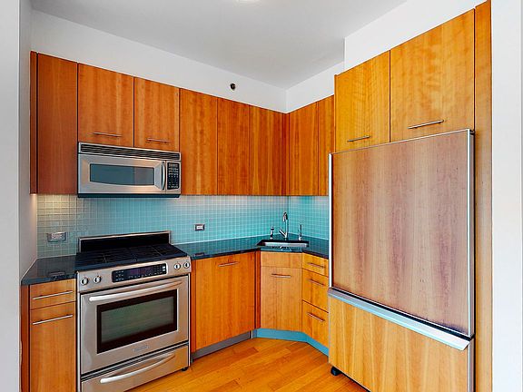 5th image of 11 E 29th St APT 47C