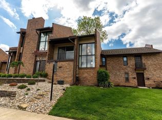 19 Stillmeadow Dr, Cincinnati, OH 45245