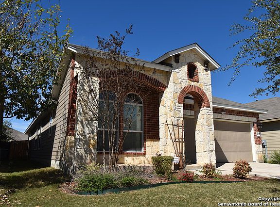 2nd image of 8747 Dove Oak Ln