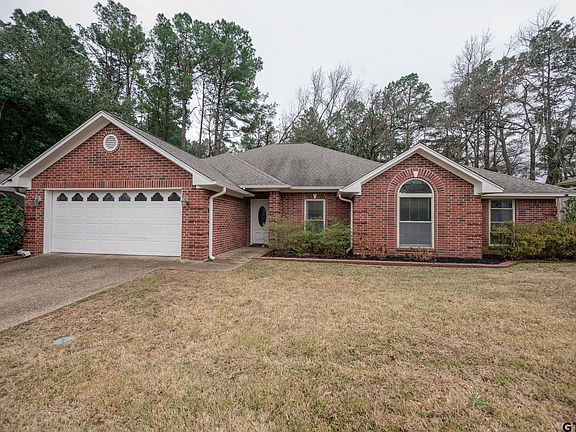 3rd image of 309 Canterbury Ct
