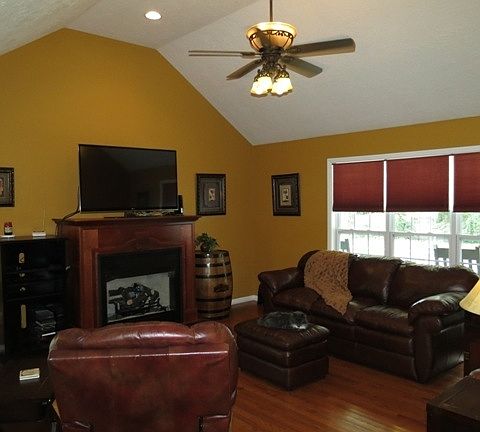 4th image of 3562 Vistamont Cir S