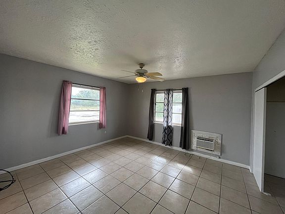 4th image of 6480 Miami Dr #118