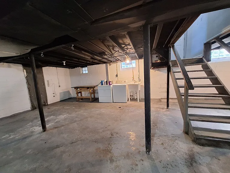 11785 Nashville St — Photo 23