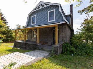 29 Veterans Way, Mineville, NY 12956