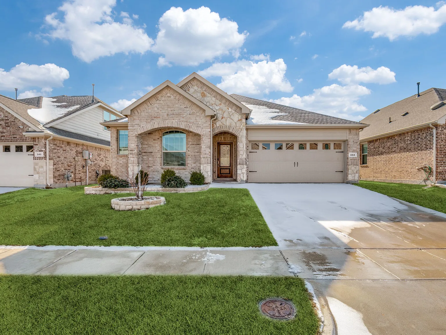 4 bed, $4,000 — Photo 4