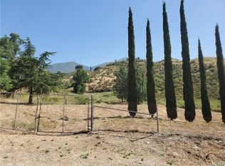 18490 Buckthorn Rd, San Bernardino, CA 92407