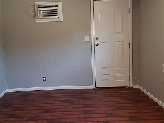 5th image of 6916 Fleming Ave Unit A