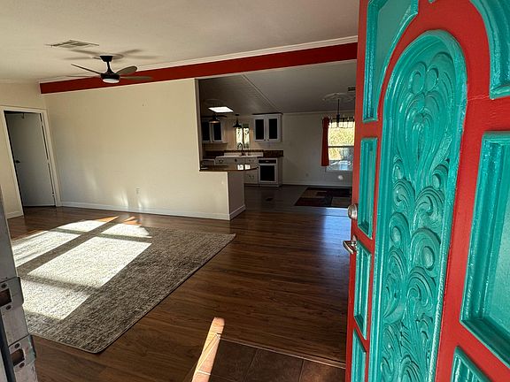 2nd image of 1238 E Aldwinkle Pl