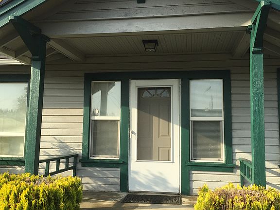 2nd image of 204 E 4th St