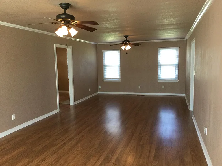 1201 Huntington Way — Photo 17