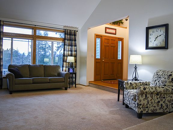 3rd image of 1802 NW Zephyr Ln