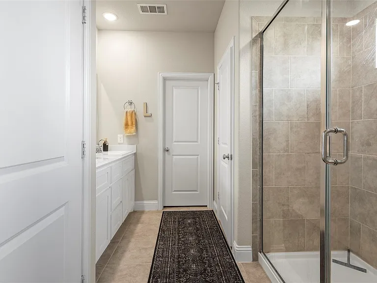 1229 Carinna Dr — Photo 16