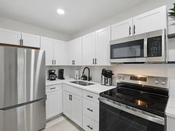 2336 Minnie St, Haltom City, TX