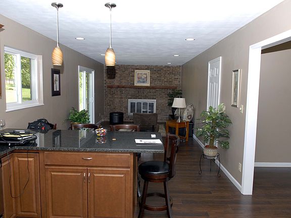 3rd image of 4731 Rushwood Cir
