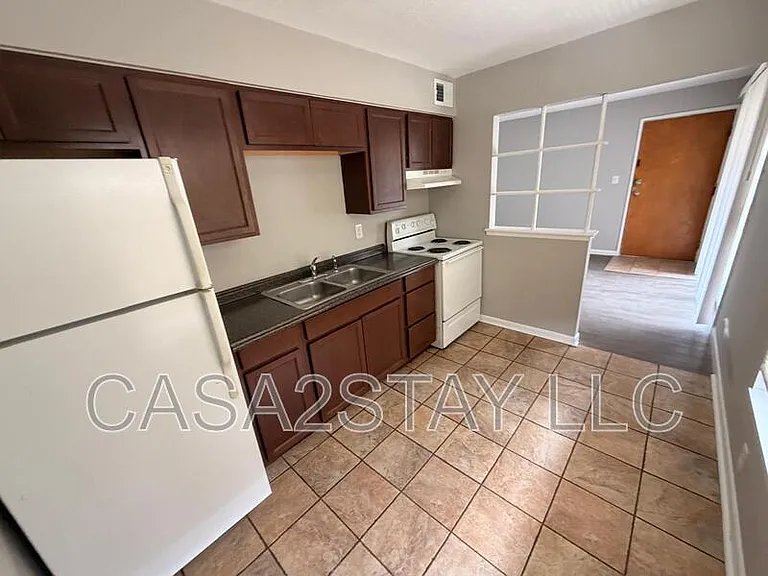 5106 Malibu Ct #32 — Photo 1