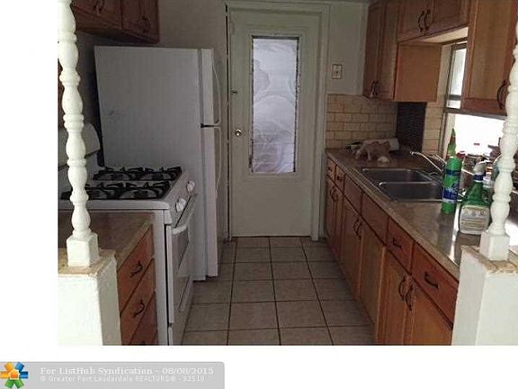 4th image of 2280 NW 81st Ter
