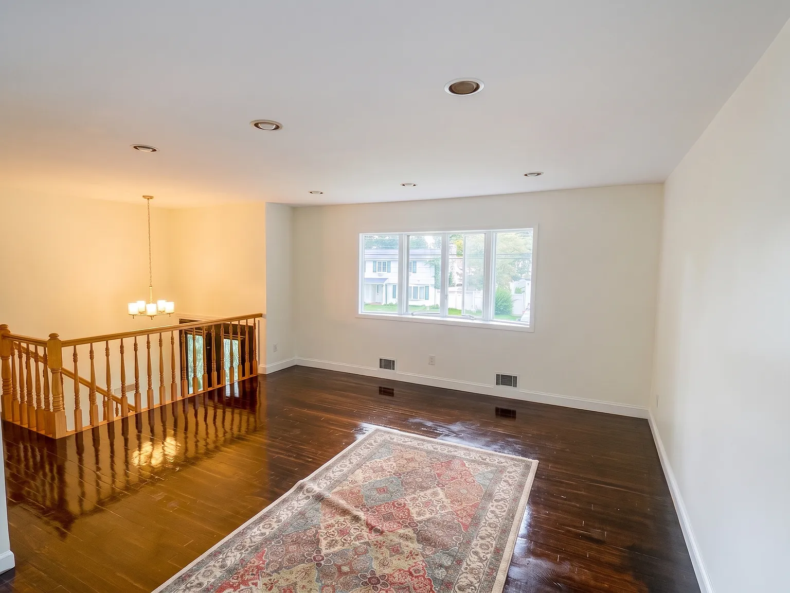 4 bed, 1800 sqft, $5,300 — Photo 4