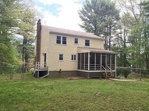 2nd image of 6 Ironwood Ln