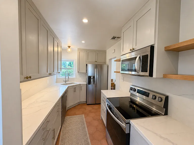 1903 N Edison Blvd — Photo 28