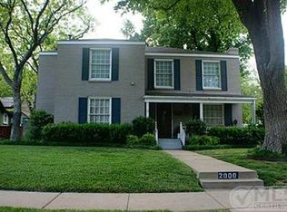 2000 Warner Rd, Fort Worth, TX 76110