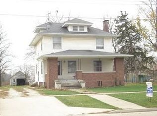 350 W Penn Ave, Roseville, IL 61473