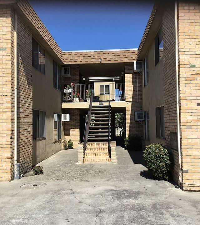1st image of 1012 S Hutchins St APT 6