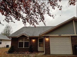 1621 SW 6th St, Blue Springs, MO 64014