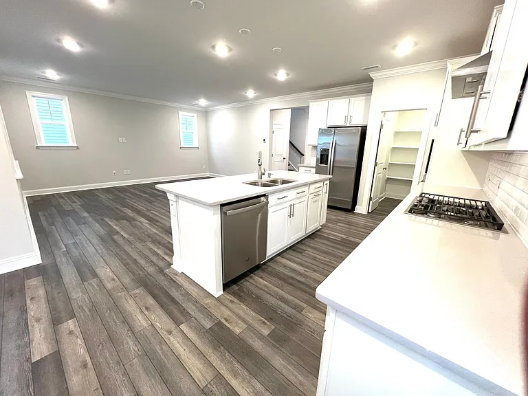 283 Edge Of Auburn Blvd — Photo 13