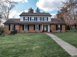 4870 Oak Knoll Dr, Youngstown, OH 44512