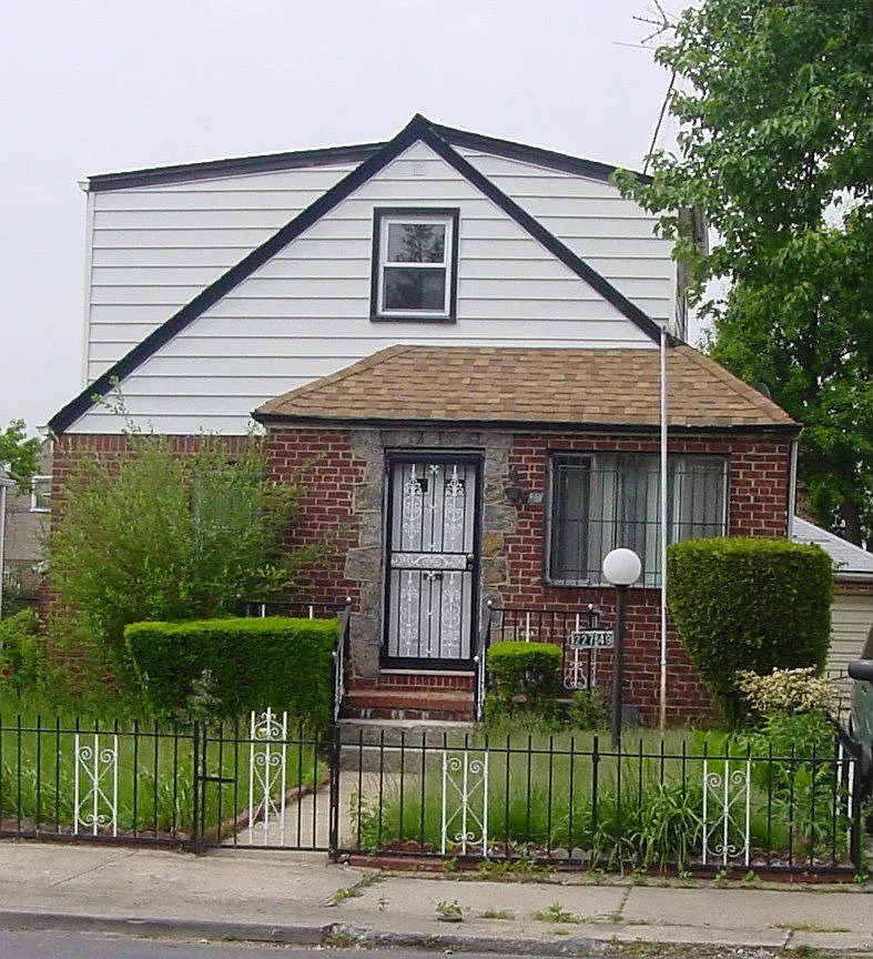 227-49 113th Dr photo 1