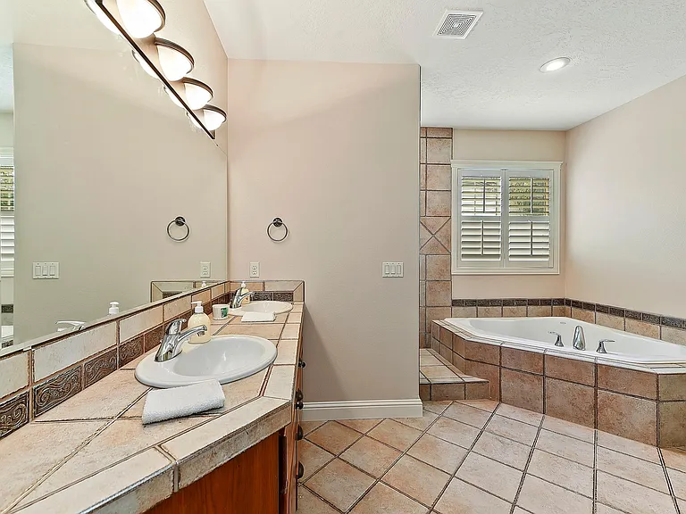 508 Willow Trace Dr — Photo 24