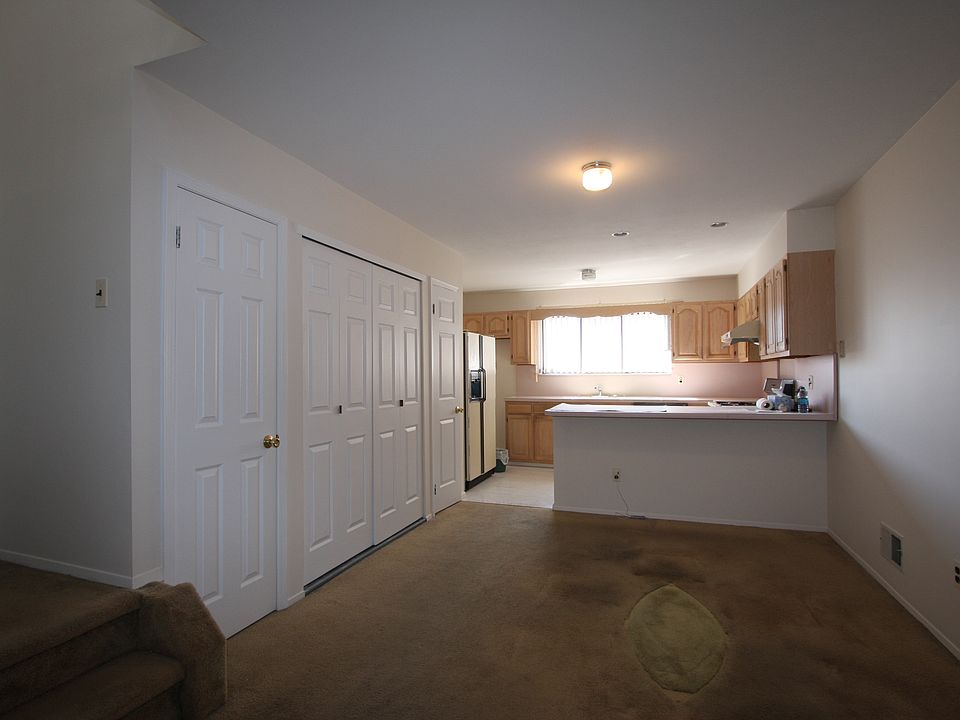 1st image of 46 Pemberton Ave