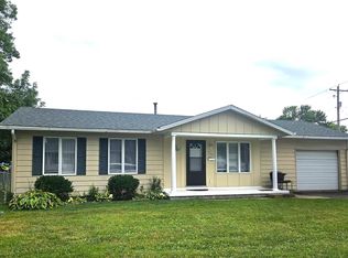 311 20th St, Lincoln, IL 62656
