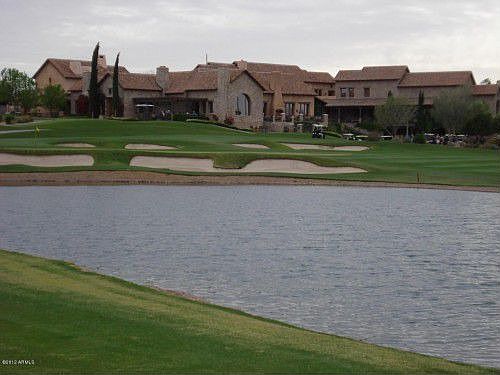 4th image of 3456 S Sycamore Village Dr