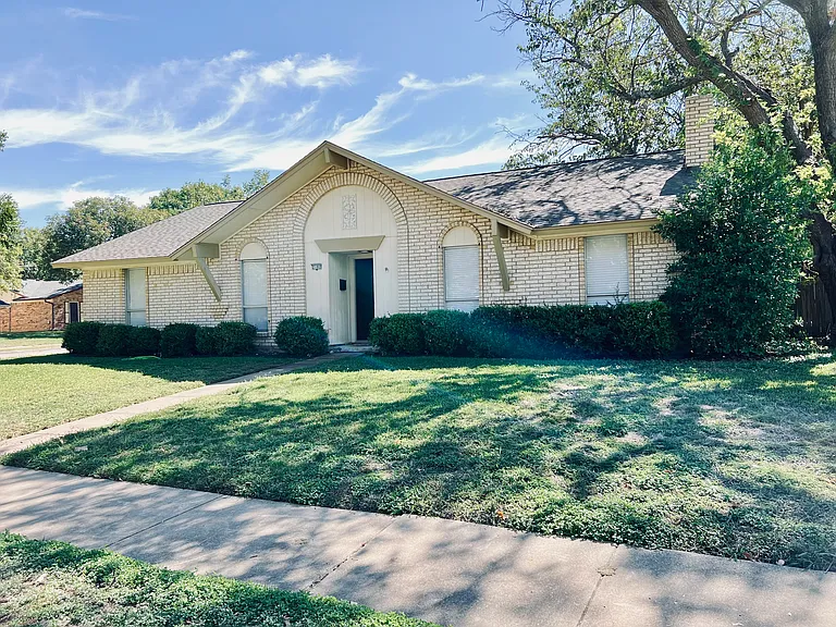 2102 Richwood Dr — Photo 33