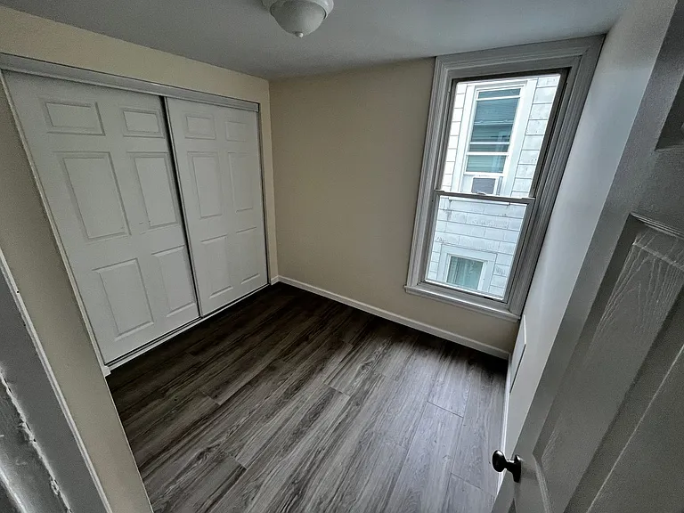 5 River St — Photo 10