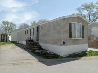 231 Pine Ln, Justice, IL 60458